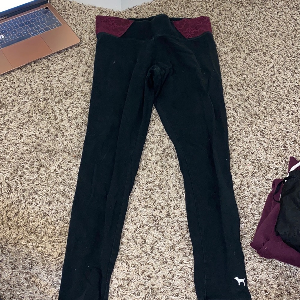 Black leggings